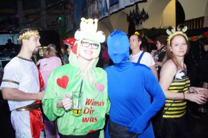 2016GrTvFasching00367