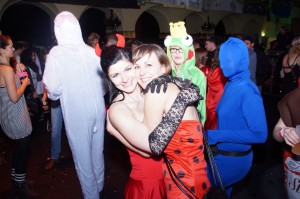 2016GrTvFasching00374